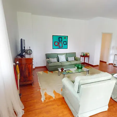 Oleandri-bgl Villa *