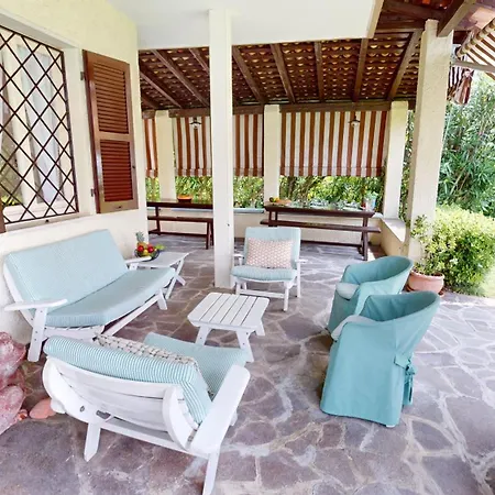 Oleandri-bgl Willa Salò